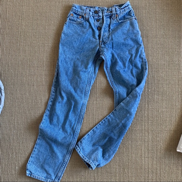 Vintage Levi Jeans - Picture 1 of 4